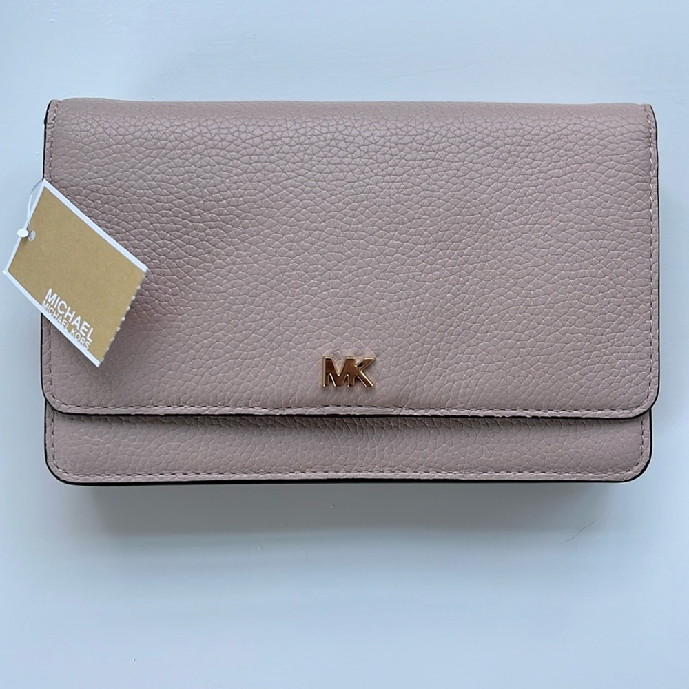 NWT Michael Kors Mott Pebble Phone Crossbody Shoulder Bag Pink Soft